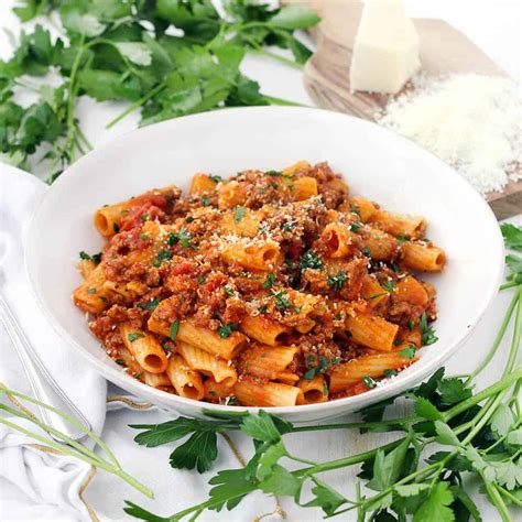 Drag the recipe box into the my meal plan column. Five-Ingredient Pasta with Bolognese Sauce - Bowl of Delicious