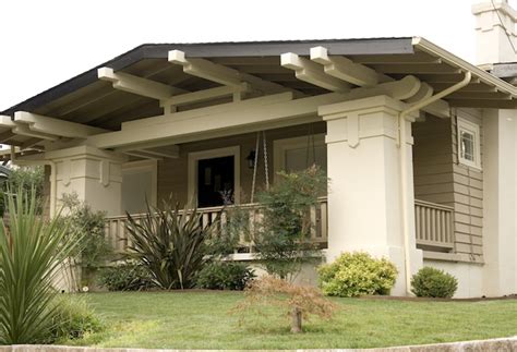 What Is A Bungalow Style Home H H Real Estate