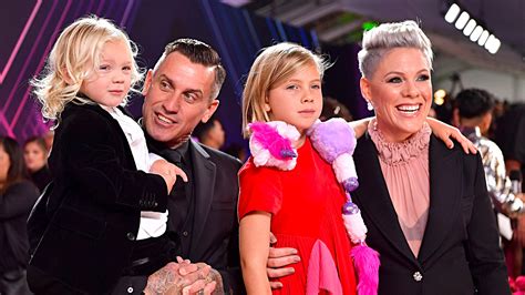 Tue, jul 27, 2021, 2:30am edt P!nk neemt een break: 'tijd voor familie' - Qmusic