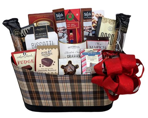 Amazon Com Gifts Arranged Assorted Chocolates And Cookies Holiday