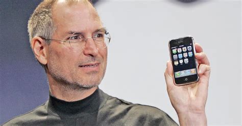 On This Day In 2007 Steve Jobs Unveiled The First Iphone