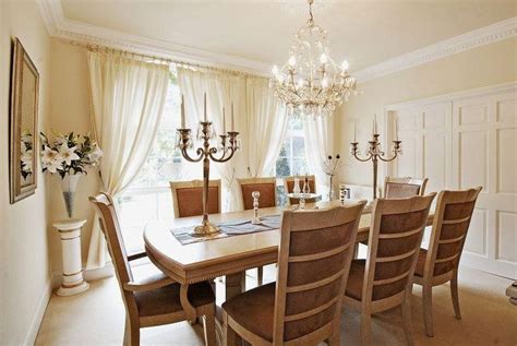 Experts gathered this collections to make your life easier. 20 Chandeliers That Are Top of the Line