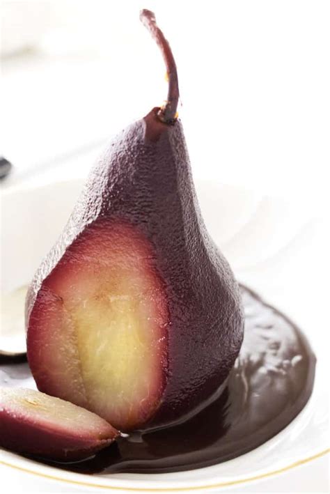 Red Wine Poached Pears With Chocolate Ganache Savor The Best
