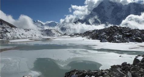 Mount Everest Melting Glaciers Expose Dead Bodies Bbc News