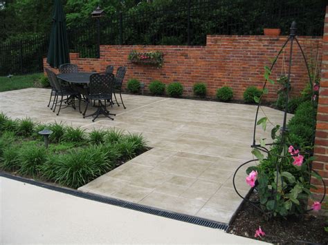 Making The Most Of Your Old Concrete Patio Patio Designs