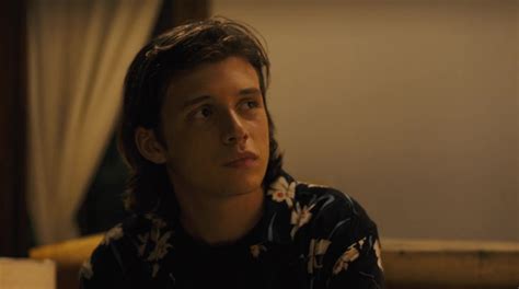 Auscaps Nick Robinson Shirtless In Everything Everything