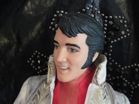 World Doll Supergold Elvis Presley 2nd Edition Vinyl Portrait Doll