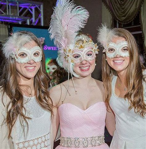 sweet 16 masquerade themed party ~ love it sweet 16 masquerade sweet sixteen parties