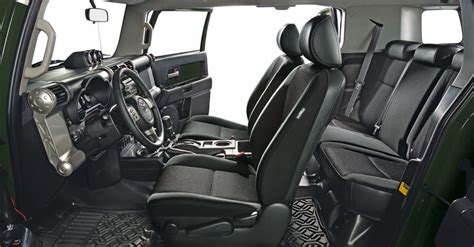 Explore 2011 toyota fj cruiser suv specs, images (exterior & interior), videos, consumer and expert reviews. interior 2011 | Fj cruiser interior, Fj cruiser, Toyota fj ...