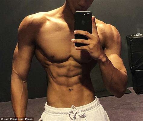 Fitness Fanatic 19 Lifts His Way To A Incredibly Proportioned