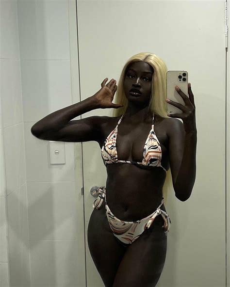 Anyang Deng Anyangdeng Nude Onlyfans Leaks The Fappening Photo