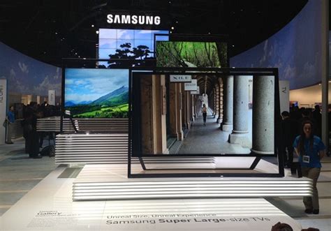 Samsung Oled Tvs On Display Along Side World S Largest 4k Tv