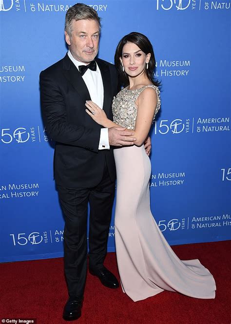 Alec Baldwin And Wife Hilaria Open Up About Their Miscarriage Daily Mail Online