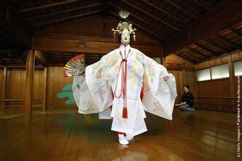 Japanese Noh Theatre Gagdaily News
