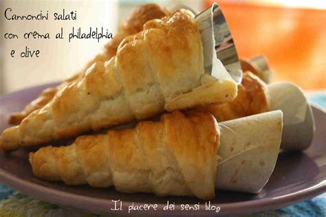 The cannoncini alla crema is a typical piedmontese sweet, incredibly popular in several northern entering into an italian pastry shop is easy to find cannoncini filled with different pastry creams, but. Cannoncini salati con crema di philadelphia