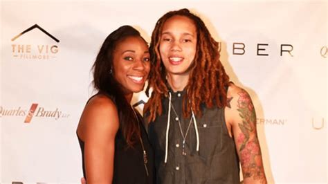 Wnba Stars Brittney Griner And Glory Johnson Marry In Phoenix