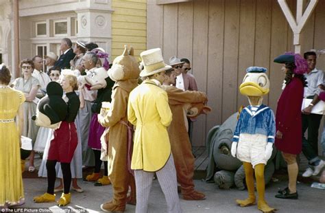 Photographs Reveal The Excitement Of Disneylands Opening Day In 1955