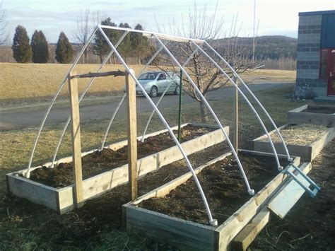 Raised Beds Become Hoop Houses In Times Of Impending Frost Green Man Gardening Vermontgreen