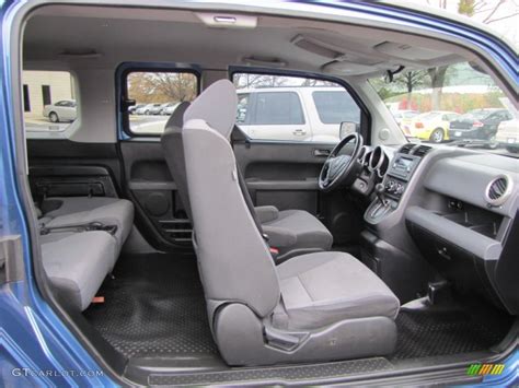 Changer owns this honda element. Black/Titanium Interior 2007 Honda Element EX Photo ...