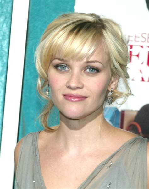 Reese Witherspoon With Platinum Blond Hair Dark Blonde Hair Color