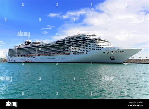Cruise Ship Msc Splendida Built In 2009 Length 33333m Capacity 3274