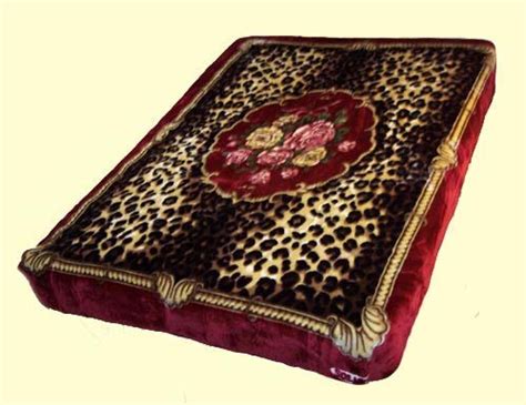 Imported Blankets Korean Solaron King Mink Blankets Solaron King Floral Leopard Mink