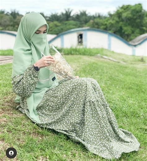 Pin By Azizikong On For Your Eyes Only Gaya Hijab Pakaian Islami Gaya