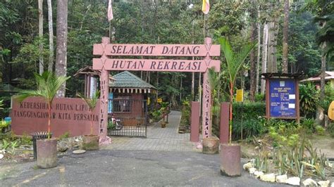 s(ə)laŋo(r)), also known by its arabic honorific darul ehsan, or abode of sincerity, is one of the 13 states of malaysia. Sungai Tekala Recreation Forest (Semenyih) - 2020 All You ...