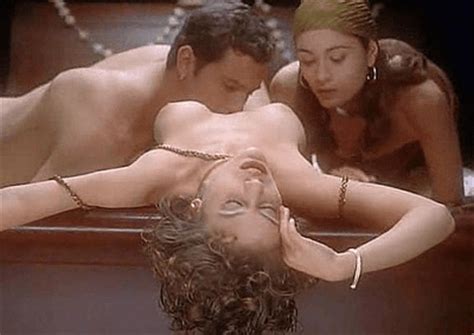 Alyssa Milano Topless Awesomeness On Make A Gif XX Photoz Site