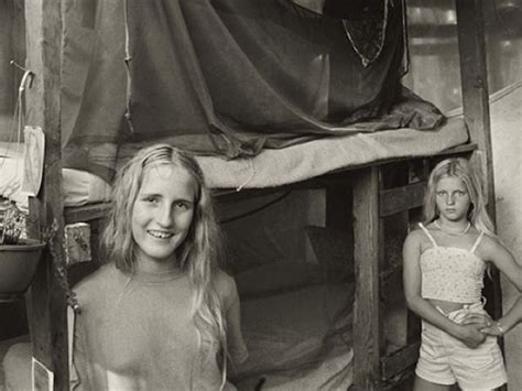 Society’s Dropouts 48 Eye Opening Photos Of America’s 1970s Hippie Communes Hippie Culture