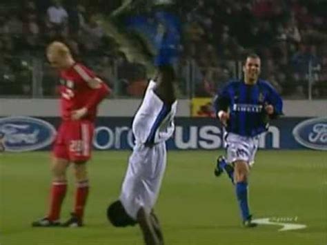 Bayer 04 leverkusen fußball gmbh ceo: 2002-2003 Champions League - Bayer Leverkusen vs Inter 0-2 ...