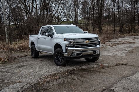 Zone Offroad 35 Adventure Series Lift Kit For 2019 2021 Chevrolet