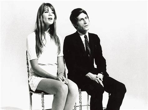 Les secrets de l'amour fou de leur couple atypique. Françoise Hardy and Jacques Dutronc | Francoise hardy, Hardy, French girl style