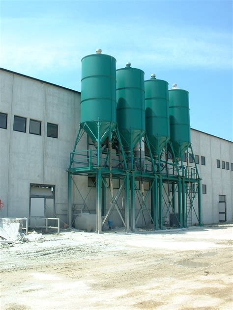 Cement Silos Betonmec Designs And Manufactures Vertical Silos To Store Cement Fly Ash