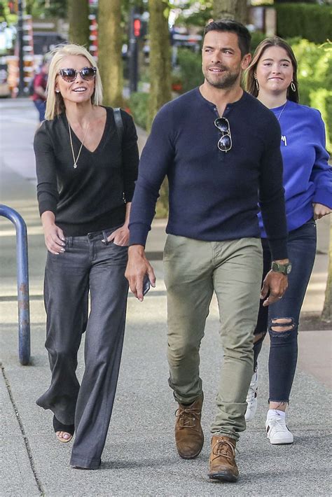 Professional mark consuelos thirst trap photo taker, kelly ripa, is back in the news again. Kelly Ripa and Mark Consuelos out in Vancouver -08 | GotCeleb