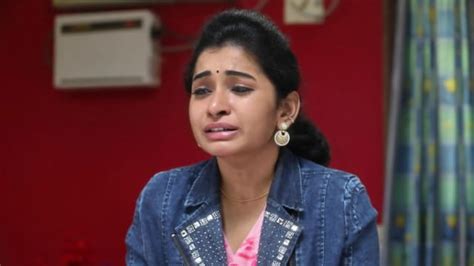 Nenjam Marapathillai Watch Episode 259 Madhavi Tries To Kill