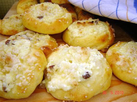Just make this recipe as icebox cookies. Cookies (Koláčiky) recipe - Slovak Cooking