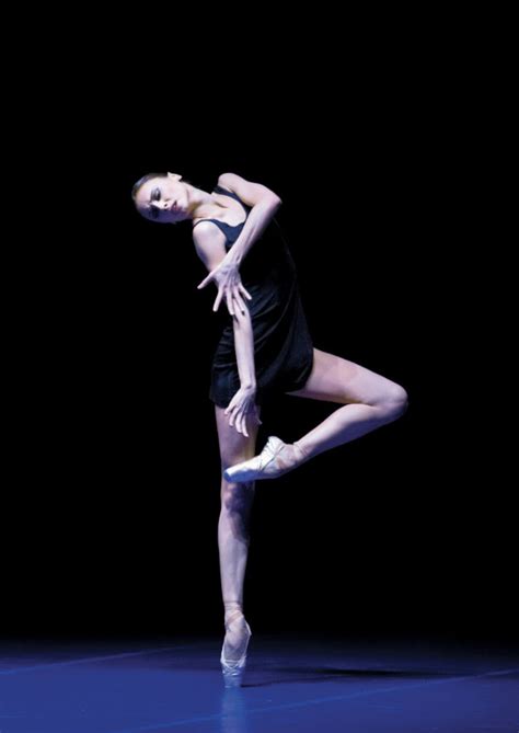 Η κορυφαία χορεύτρια στον κόσμο Svetlana Zakharova στο Μέγαρο Μουσικής