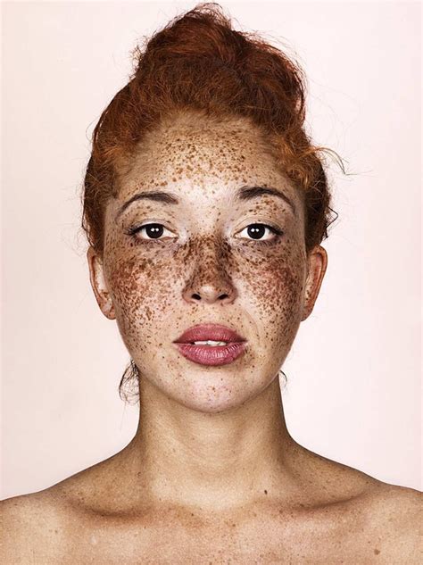 Stunning Portraits Of Freckled Peoples By Brock Elbank Sardas Bonitas