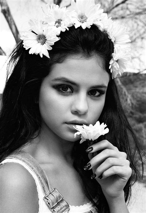 Selena Gomez Sexy 5 Photos Thefappening