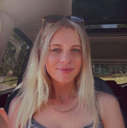 Who Is Gabby Petito S Best Friend Rose Davis Her Age Instagram Job