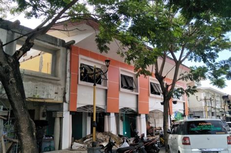 Cara mudah lukis bakul sampah, penyodok, penyapu dan gumpalan kertas soalan 3 spm psv 2020. Disdag Mataram Alihkan Dana Beli Mobil ke Penuntasan Pasar ...