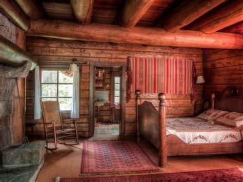 Maybe you would like to learn more about one of these? Adirondack cabin | Log cabin interior, Cabins and cottages ...