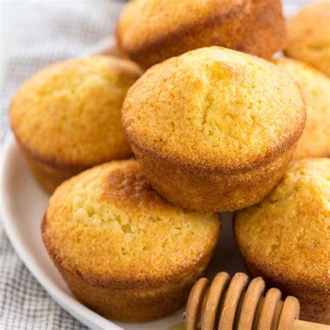 Easy Honey Cornbread Muffins To Make At Home Easy Recipes To Make At Home