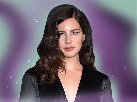 Lana Del Rey Defends Problematic Photoshoot By Saying Her Friends Are