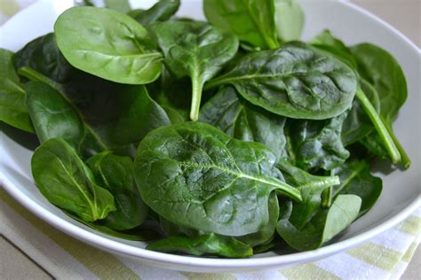 8 Ways To Use Up A Ton Of Fresh Spinach