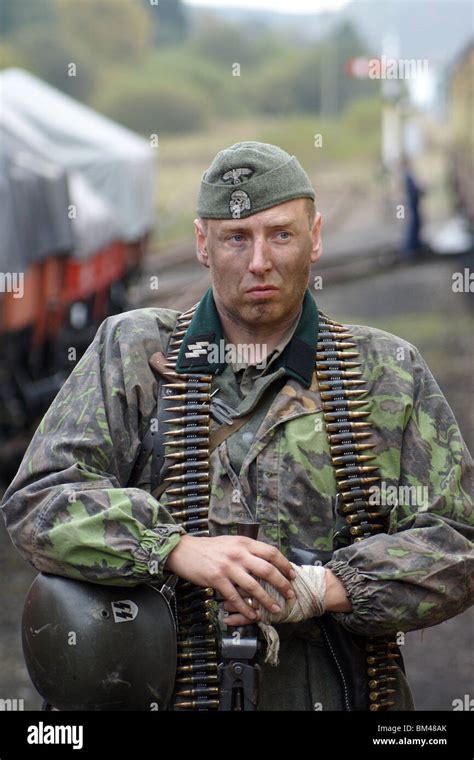 Ss Soldat Allemand Photo Stock Alamy