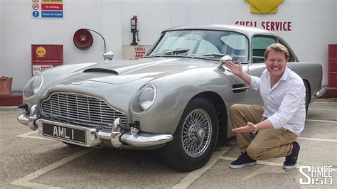 Driving James Bonds Aston Martin Db5 With All The Working Gadgets