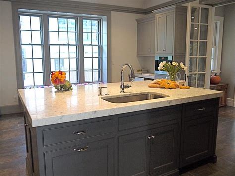 Browse our selection of custom kitchen cabinets and find great deals online at willowlanecabinetry.com and save on kitchen cabinets. Gray Shaker Kitchen Cabinets Design Ideas