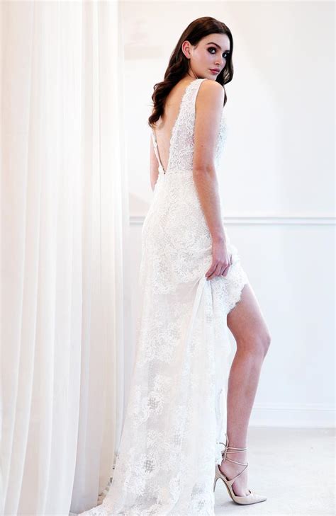 Wedding Dresses Brides Choosing Risque Gowns Over Traditional Daily
